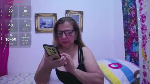 sara online show from 12-22-25, 12:51