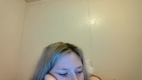 Snapshot of sara9920 chatting on 04-06-26, 10:00 sara9920 online show from 04-06-26, 10:00