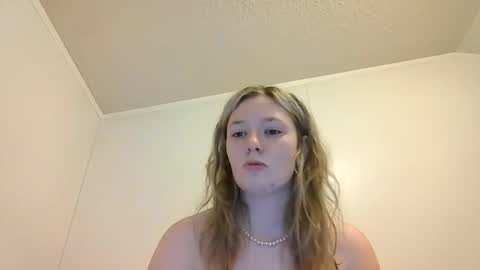Snapshot of sara9920 chatting on 04-08-26, 07:36 sara9920 online show from 04-08-26, 07:36