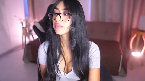 Sara  online show from 02-01-25, 04:00