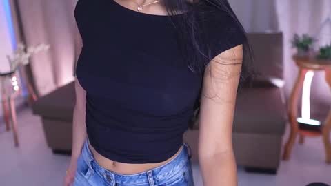 Sara  online show from 02-21-25, 04:05