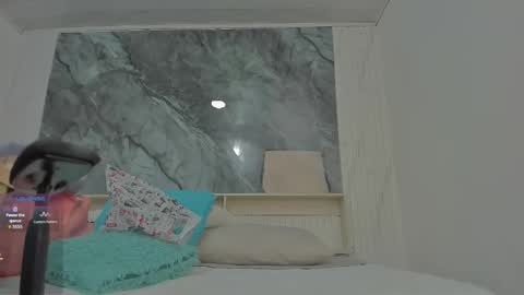 sara allenx online show from 10-26-25, 11:49