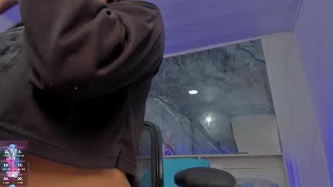 sara allenx online show from 11-16-25, 07:19