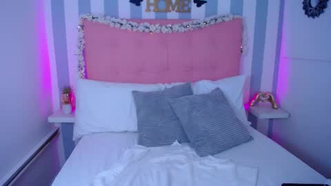 Sara... online show from 02-22-25, 05:02