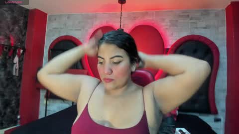 Snapshot of sara_bdsm chatting on 03-15-26, 03:18 sara_bdsm online show from 03-15-26, 03:18