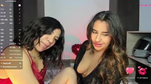 Snapshot of sara_candy_delicious chatting on 03-20-26, 01:21 Sara London online show from 03-20-26, 01:21
