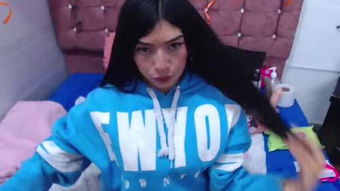 Snapshot of sara_caplerx chatting on 10-11-25, 01:20 sarita online show from 10-11-25, 01:20