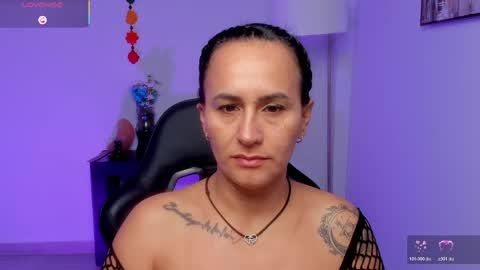 Snapshot of sara_charmy chatting on 06-06-26, 09:47 online show from 06-06-26, 09:47