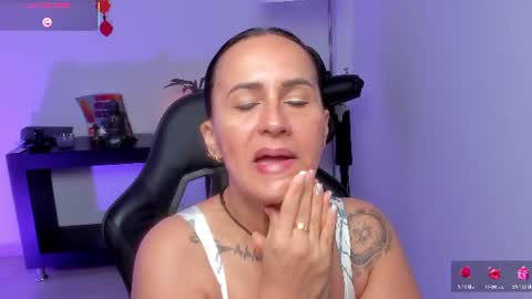 Snapshot of sara_charmy chatting on 06-23-26, 10:57 online show from 06-23-26, 10:57