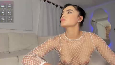 sara online show from 11-23-25, 02:22