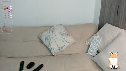 Sara  new account  give me thomb up  Follow me   help me reach 15k followers again   online show from 02-04-25, 01:34