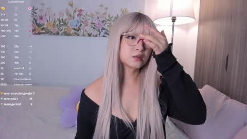 Sara  new account  give me thomb up  Follow me   help me reach 15k followers again   online show from 10-04-25, 11:14