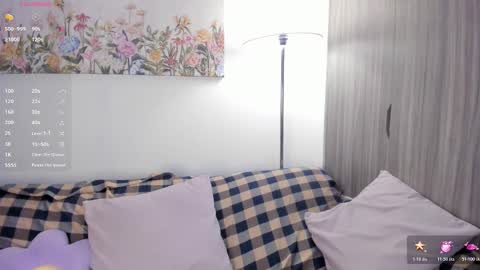 Sara  new account  give me thomb up  Follow me   help me reach 15k followers again   online show from 02-11-26, 11:10