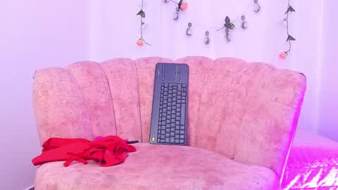 Snapshot of sara_kurt chatting on 02-23-25, 03:29 Sara online show from 02-23-25, 03:29