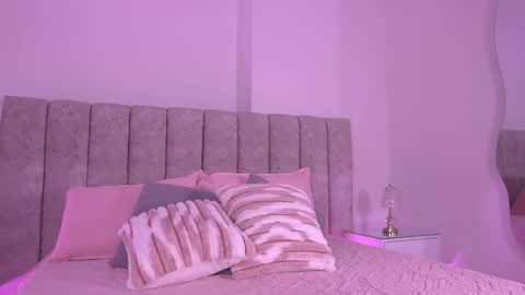 sara_lopee1 online show from 11-14-25, 11:53