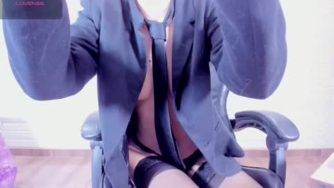 Snapshot of sara_love_1 chatting on 02-17-26, 03:25 Sara Love online show from 02-17-26, 03:25