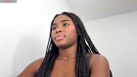 Snapshot of sara_muscle chatting on 02-08-26, 11:52 Sara online show from 02-08-26, 11:52