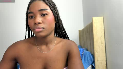 Sara online show from 04-13-26, 12:16