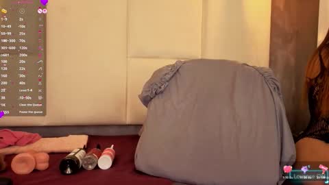 Snapshot of sara_puerta__ chatting on 02-24-26, 07:12 Sara online show from 02-24-26, 07:12