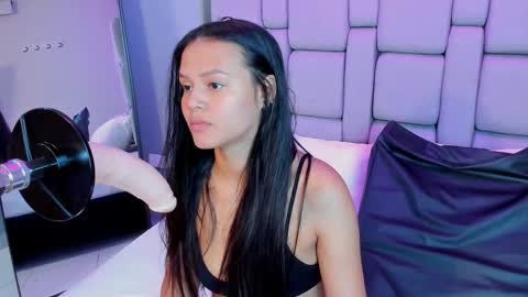 Sara  online show from 11-27-25, 11:45