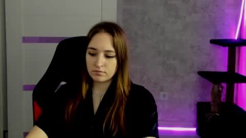 Sara online show from 03-12-26, 08:04