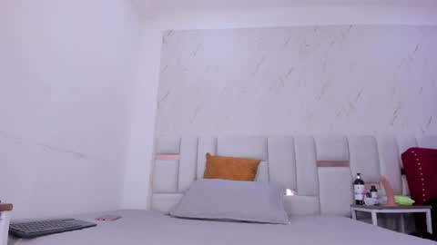 Snapshot of sara_sm1th_ chatting on 05-28-26, 11:40 sara_sm1th_ online show from 05-28-26, 11:40