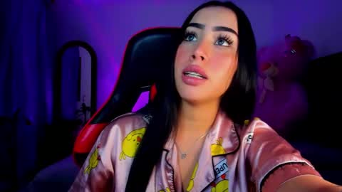 Snapshot of sara_stone03 chatting on 01-10-25, 04:22 sara_stone03 online show from 01-10-25, 04:22