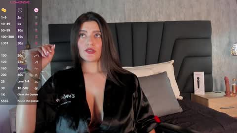 Snapshot of sara_stone17 chatting on 01-27-25, 02:24  -  online show from 01-27-25, 02:24