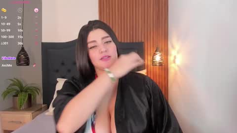 Snapshot of sara_stone17 chatting on 03-04-25, 03:15  -  online show from 03-04-25, 03:15