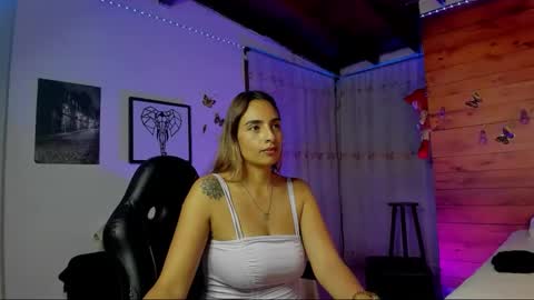 Snapshot of sara_thompson01 chatting on 02-03-26, 06:22 SARA online show from 02-03-26, 06:22