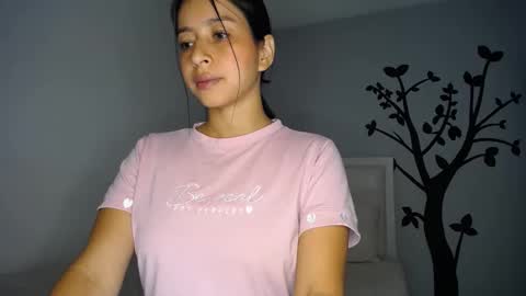 Sara online show from 09-09-25, 01:38