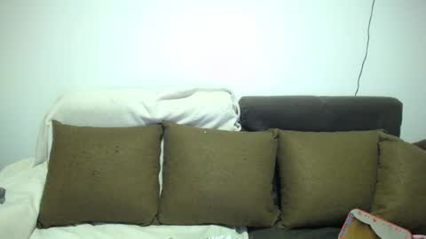  1 online show from 02-14-25, 08:42