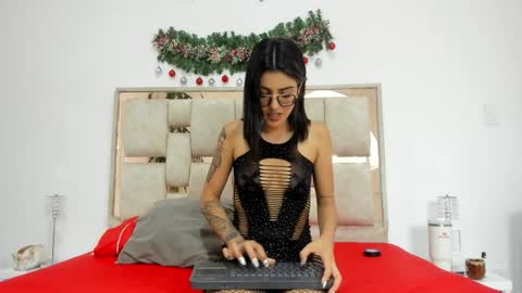 sara online show from 12-18-24, 06:10