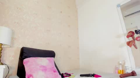 Snapshot of saraacollinss chatting on 11-29-25, 09:18 saraacollinss online show from 11-29-25, 09:18