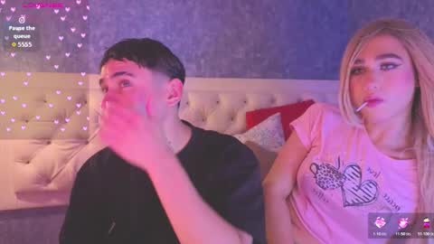 Snapshot of saraah_queen chatting on 10-27-25, 04:49 Sarah online show from 10-27-25, 04:49