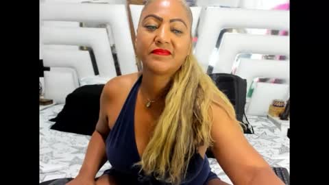 Sara online show from 11-25-25, 08:53