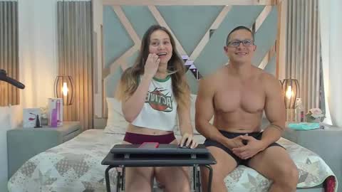 saraANDyoni online show from 01-24-25, 05:21