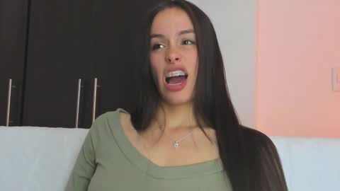 Sara online show from 11-19-25, 08:31