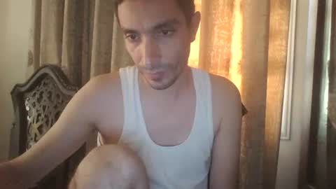 pass kika online show from 10-23-25, 08:57