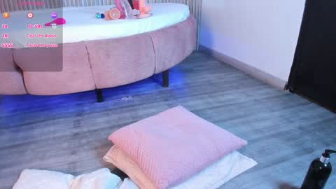 Snapshot of saracooper_22 chatting on 03-13-26, 04:08 Sara Cooper online show from 03-13-26, 04:08