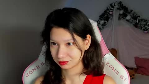 SaraDenars online show from 12-19-25, 05:25