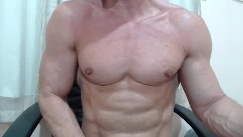 saradorj92 online show from 10-26-25, 12:05