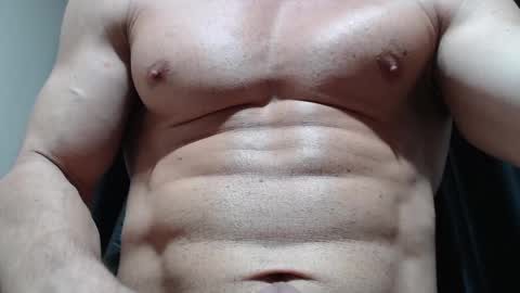 saradorj92 online show from 06-07-26, 02:16
