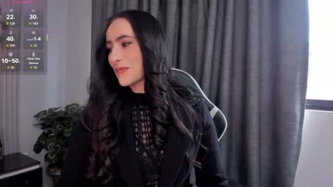 Snapshot of saragomez_1 chatting on 07-18-26, 01:04 Sara Gomez online show from 07-18-26, 01:04