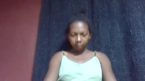 Snapshot of sarah146341 chatting on 03-12-25, 12:04 sarah146341 online show from 03-12-25, 12:04