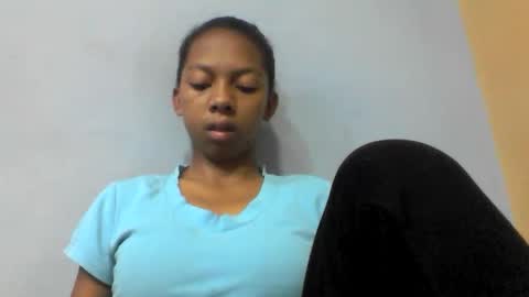 sarah146341 online show from 03-25-26, 06:52