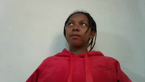 Snapshot of sarah146341 chatting on 08-04-26, 08:17 sarah146341 online show from 08-04-26, 08:17