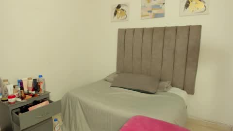 sarah__bigboobs online show from 10-14-25, 09:15