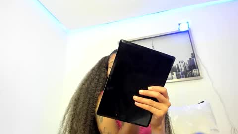 sarah_ashbourne online show from 10-30-25, 12:50