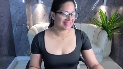 Snapshot of sarah_bay_tx chatting on 07-05-26, 12:45 sarah_bay_tx online show from 07-05-26, 12:45